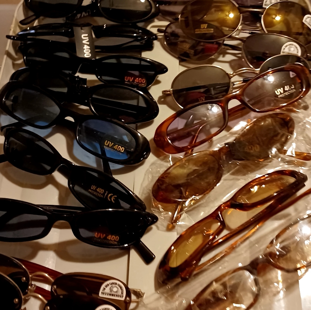 Sunglasses - Picture 4 of 5